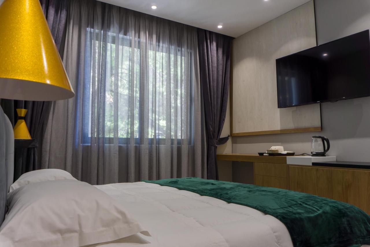 Hotel Morfeus Durrës Zewnętrze zdjęcie